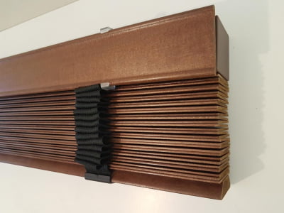 Persiana Horizontal 50mm Madeira Natural com Fita Decorativa