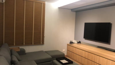 Persiana Horizontal 50mm Madeira Sintética Pintura Especial com Fita Decorativa